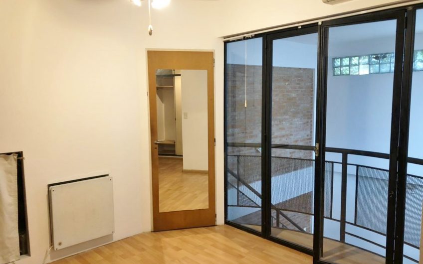 Triplex Tipo Loft en Edificio PH. Terraza Propia!