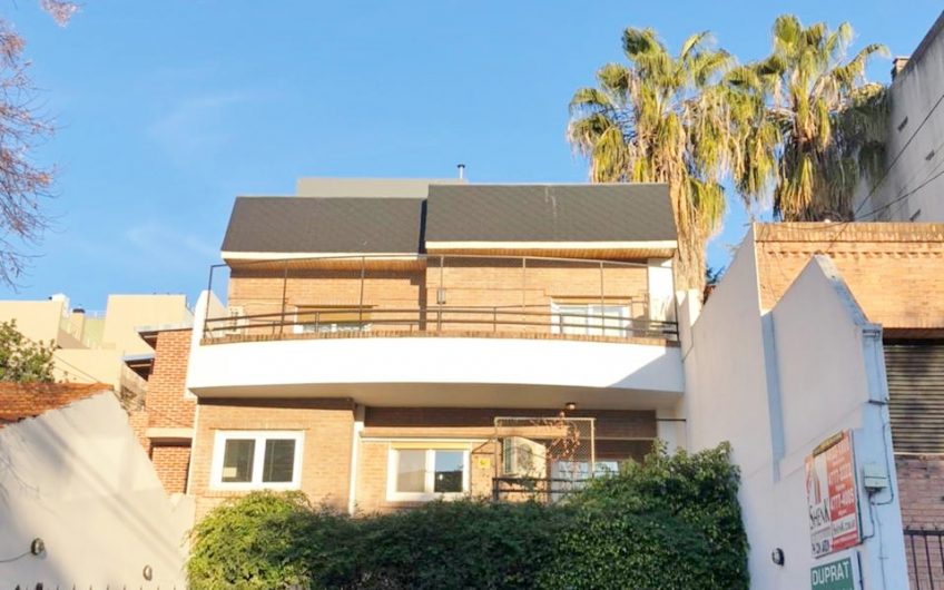 Triplex Tipo Loft en Edificio PH. Terraza Propia!